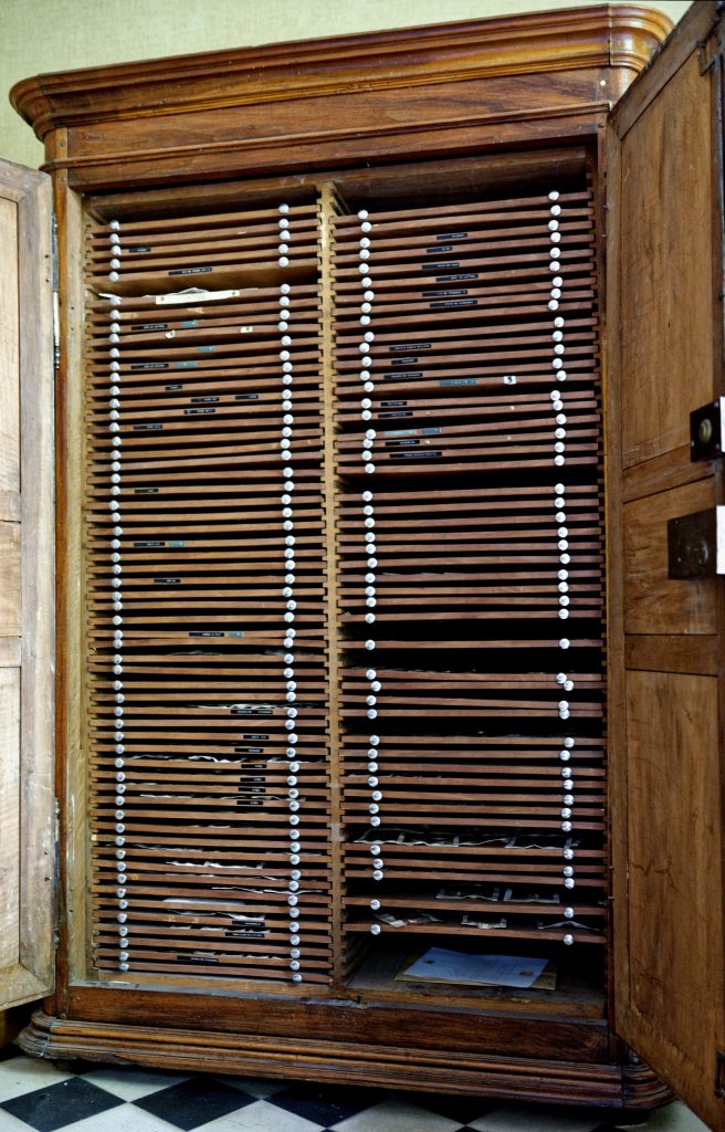 serrure porte armoire chambre